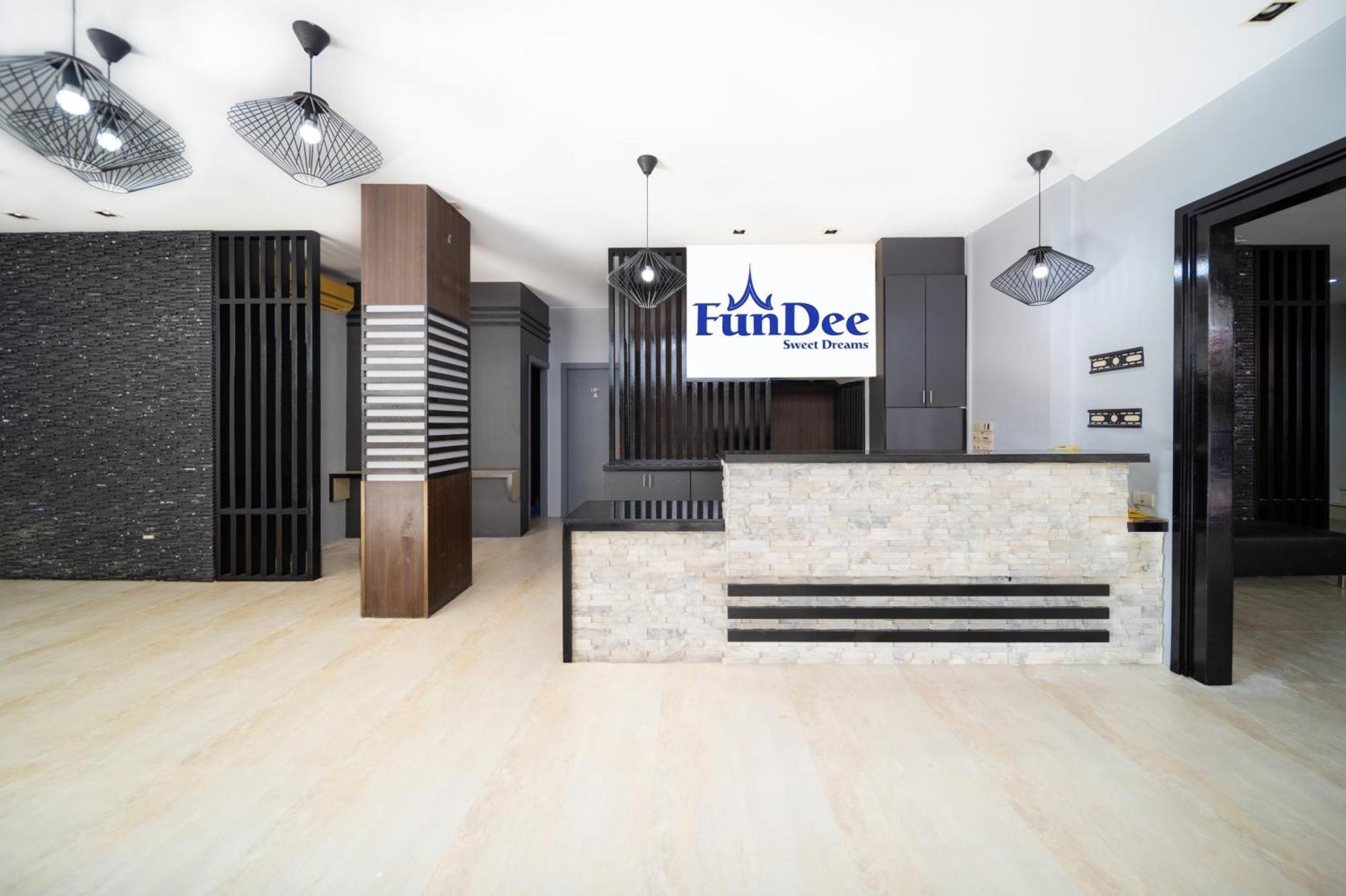 Fundee Boutique Hotel Patong Esterno foto