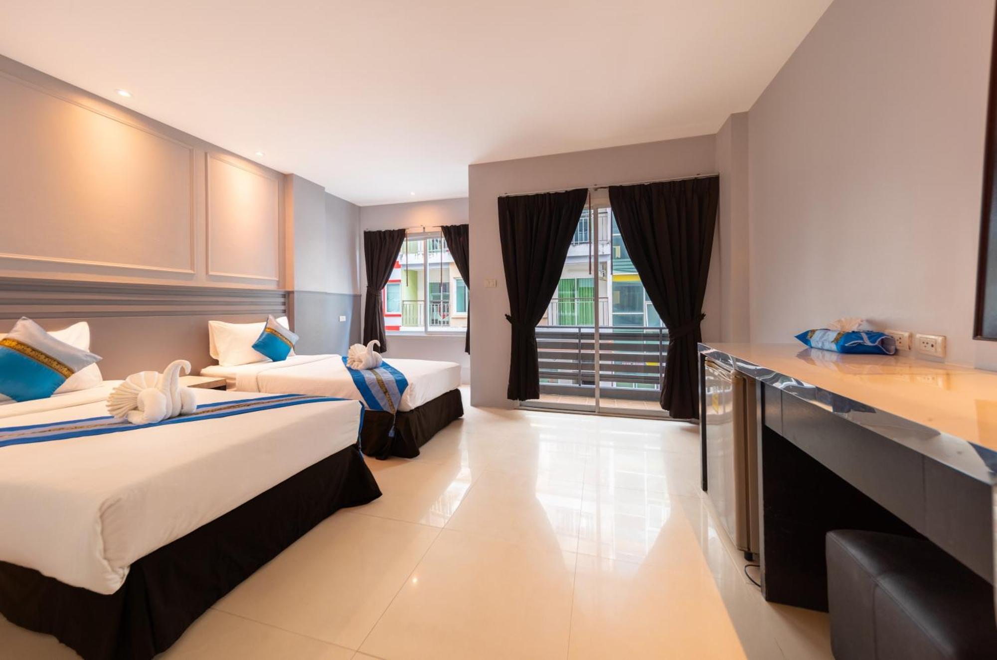Fundee Boutique Hotel Patong Esterno foto