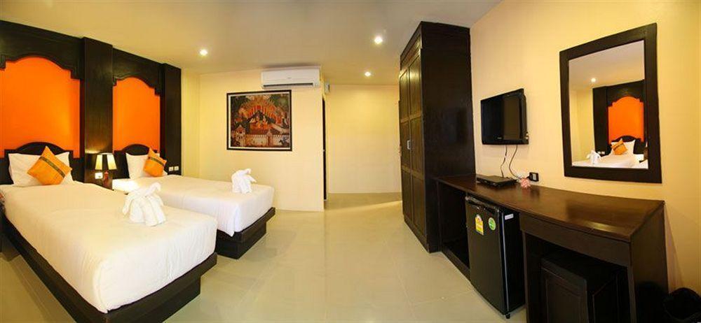 Fundee Boutique Hotel Patong Esterno foto